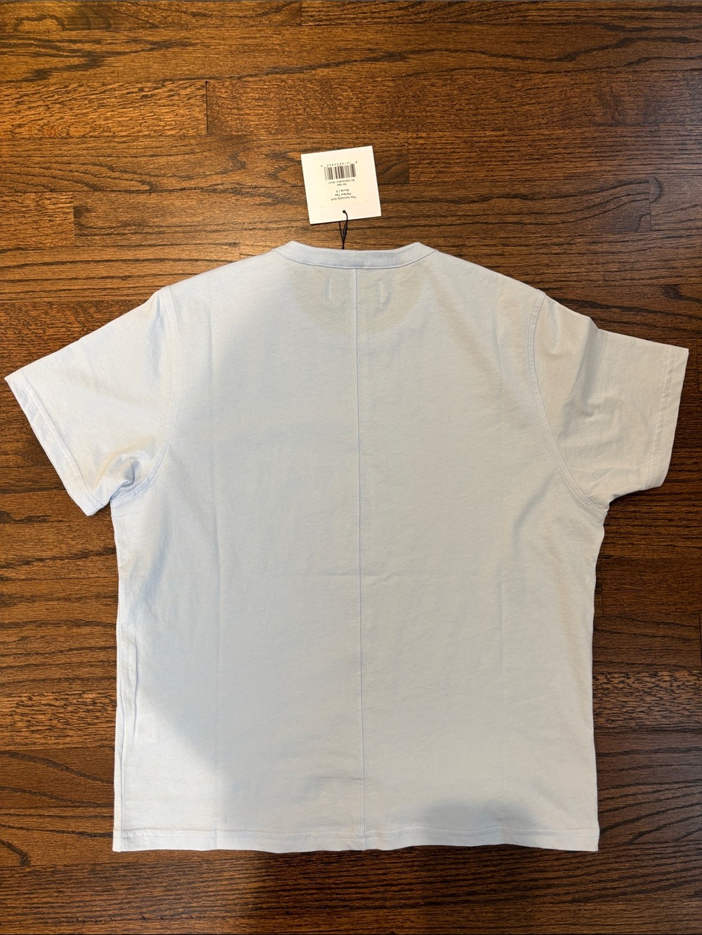 NWT Sold Out NYC The Iconically Soft Perfect Tee in azure size small - Picture 5 of 5